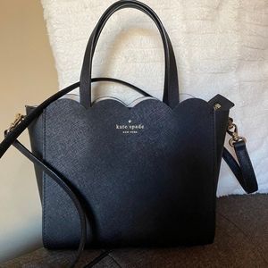 Kate Spade New York Black Scalop bag